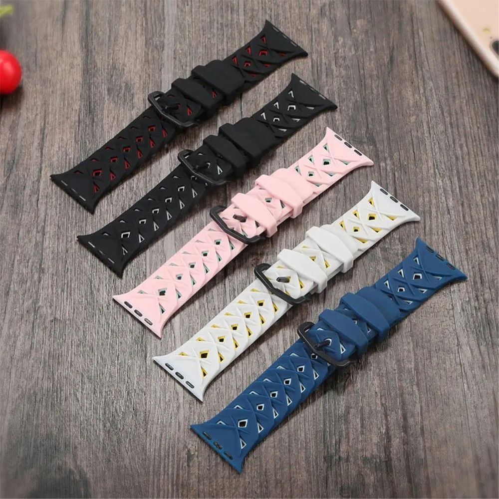 Apple Watch (45mm) dual color rhombus silicone watch strap - Black / White