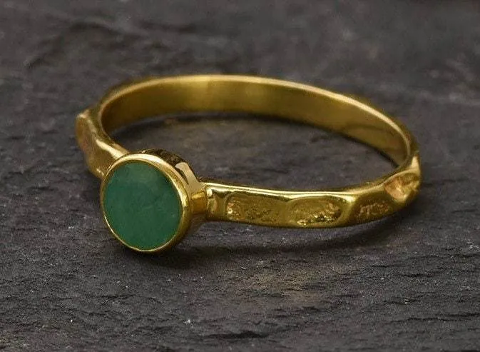 Dainty Emerald Gold Ring - Stackable Gold Band - Hammered Bezel Ring