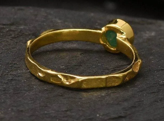 Dainty Emerald Gold Ring - Stackable Gold Band - Hammered Bezel Ring