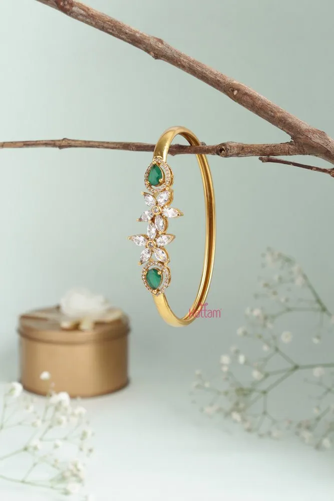 Flower Green Stone Kada