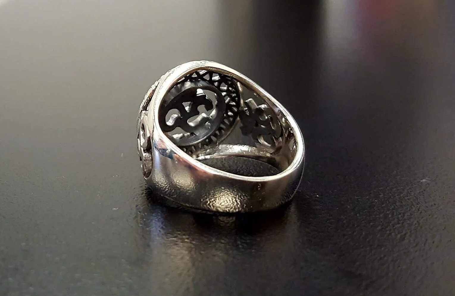 Silver Om Ring - Chunky Buddhist Ring - Silver Meditation Ring