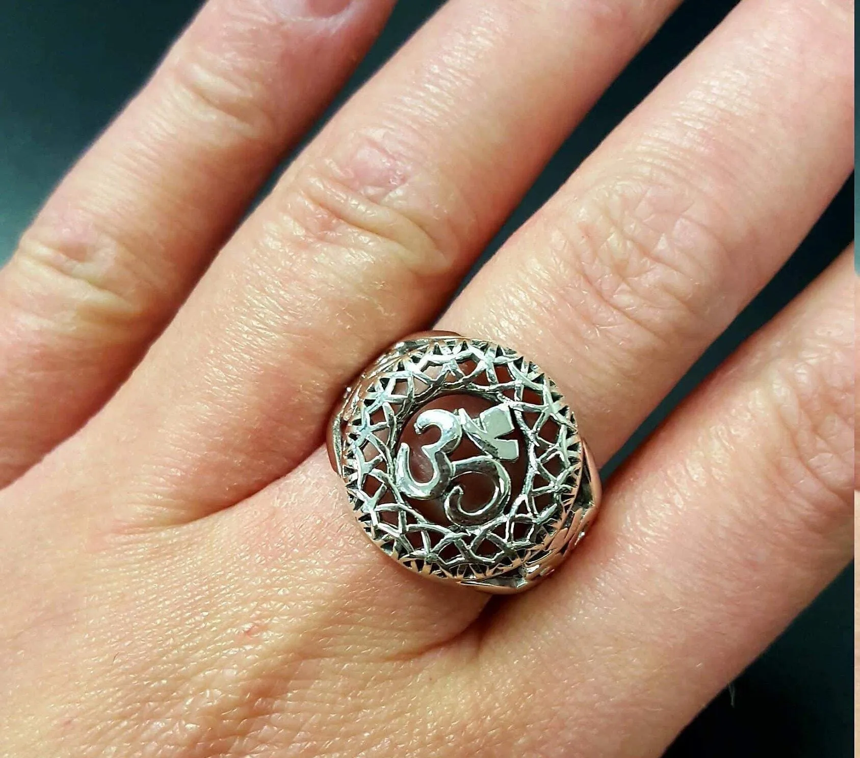 Silver Om Ring - Chunky Buddhist Ring - Silver Meditation Ring