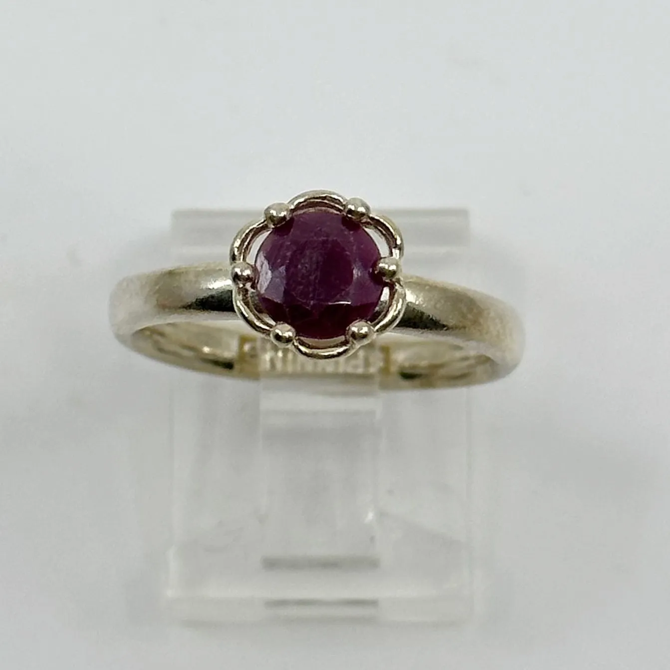 Sterling silver July ruby Ring GM100