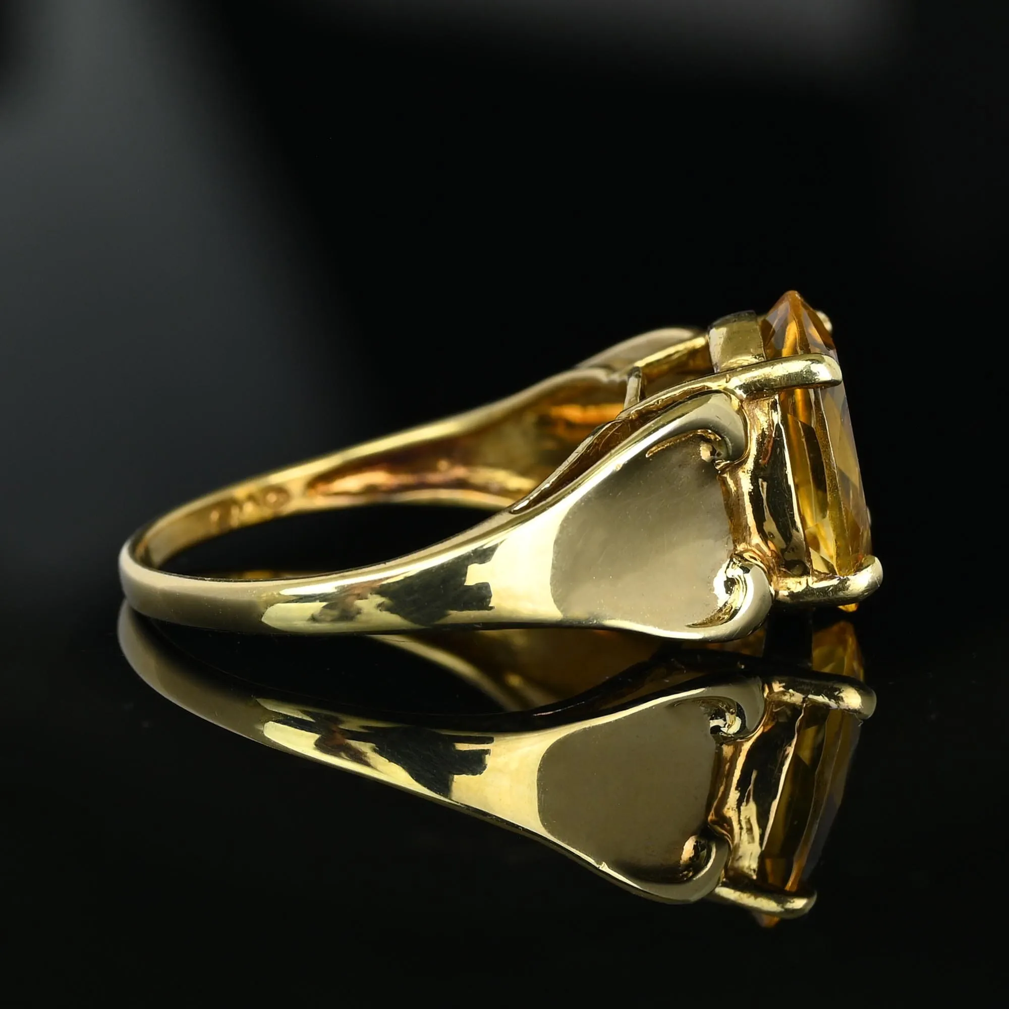 Vintage Flared Shoulder 3.75 ctw Yellow Citrine Ring in 10K Gold